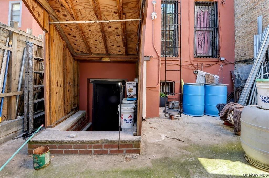 Single Family Halsey Street  Brooklyn, NY 11233, MLS-1054740-8