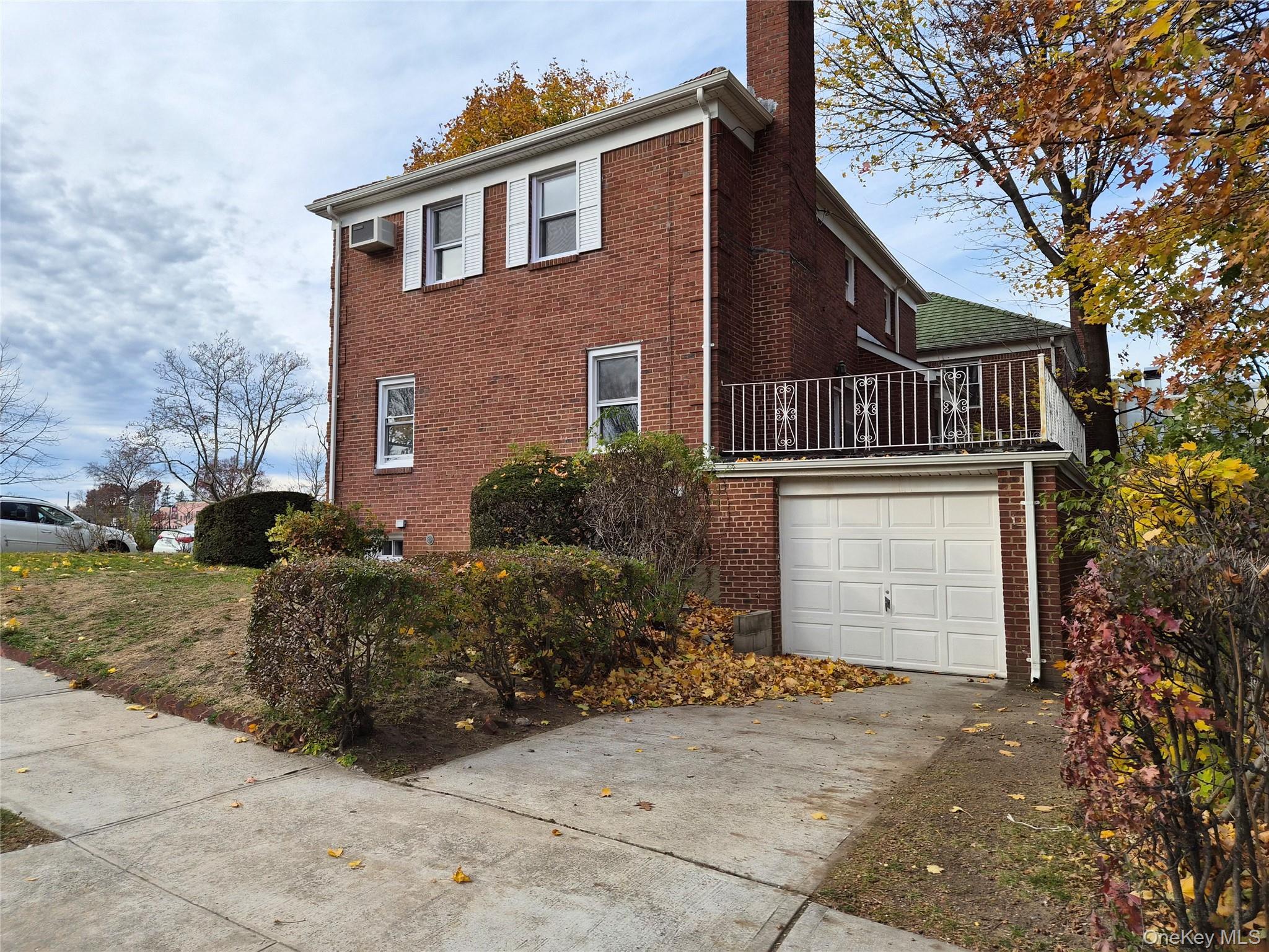 Single Family Utopia Parkway  Queens, NY 11432, MLS-1054748-38