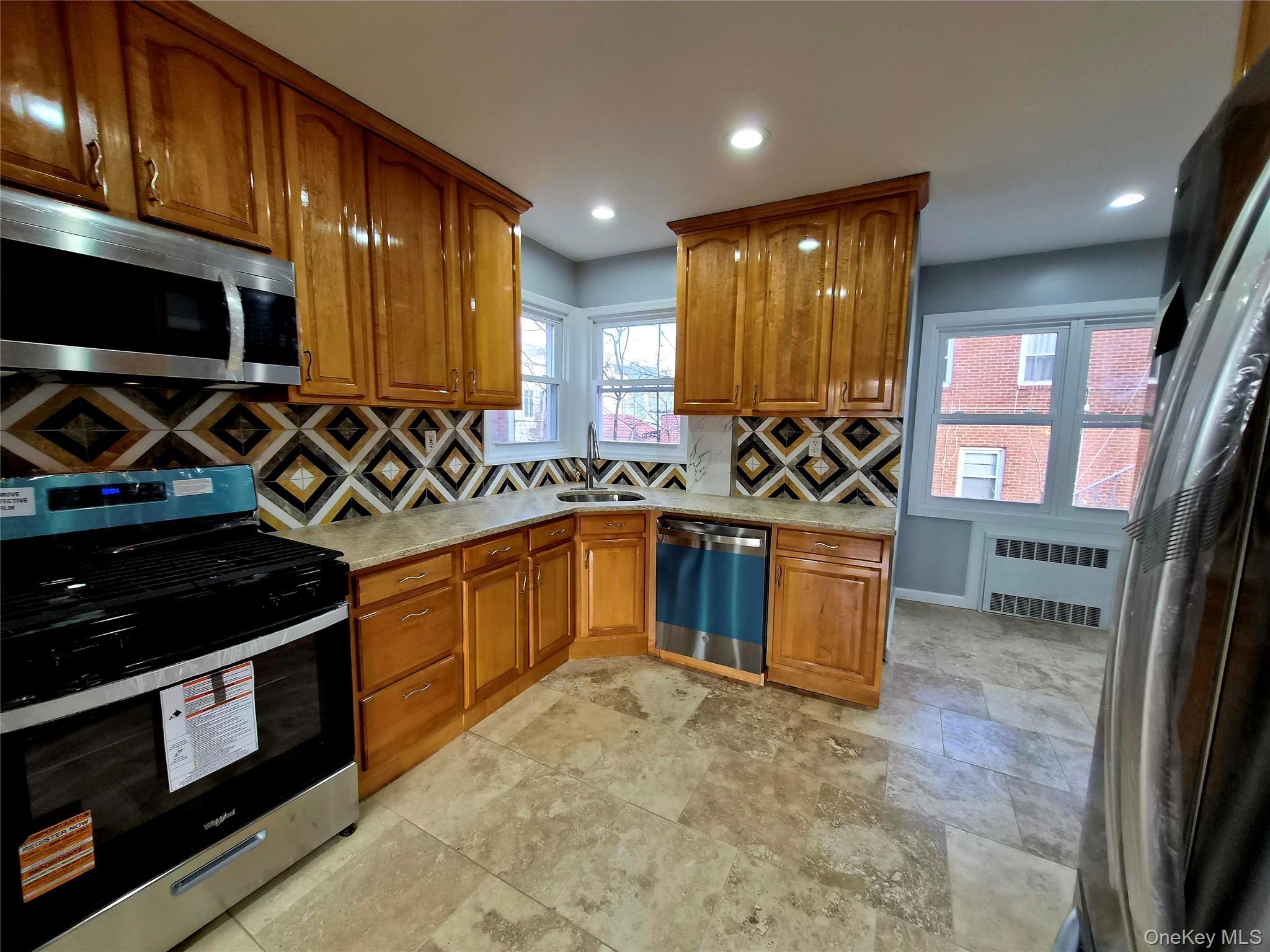 Single Family Utopia Parkway  Queens, NY 11432, MLS-1054748-5