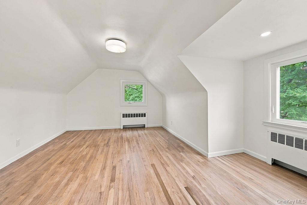 Single Family Middle Neck Road Nassau County, NY 11576, MLS-1054753-20