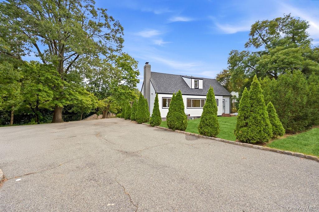 Single Family Middle Neck Road Nassau County, NY 11576, MLS-1054753-24