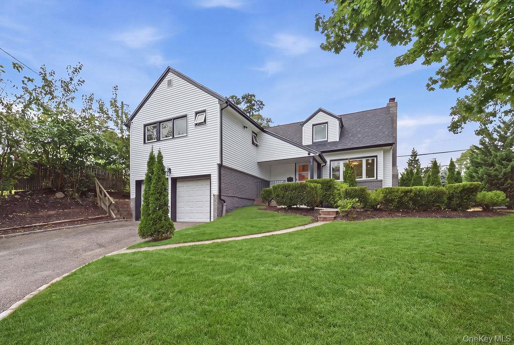 Single Family Middle Neck Road Nassau County, NY 11576, MLS-1054753-27
