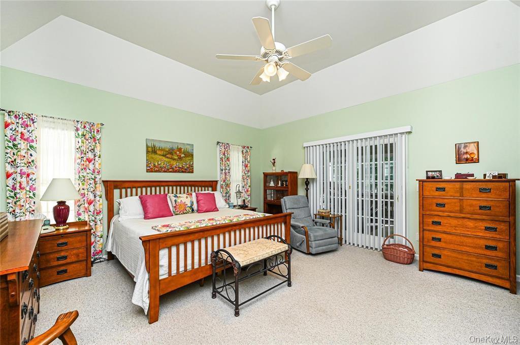 Single Family Pondview Road  Suffolk County, NY 11901, MLS-1054756-18