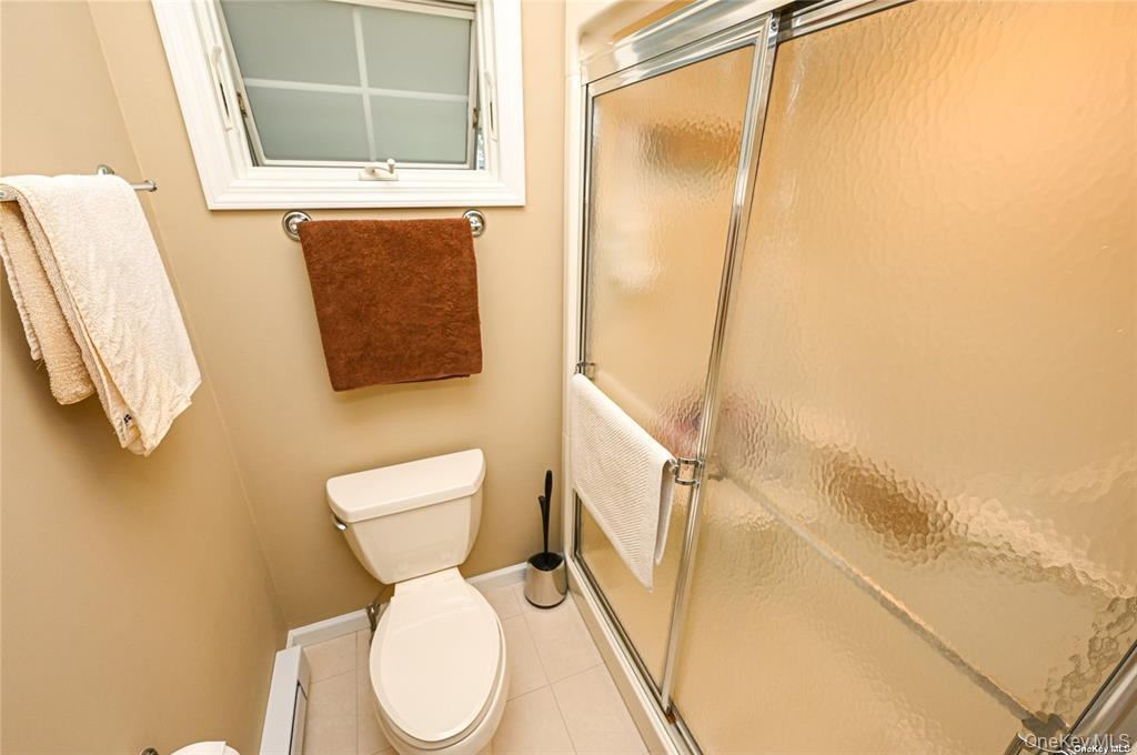Single Family Pondview Road  Suffolk County, NY 11901, MLS-1054756-21