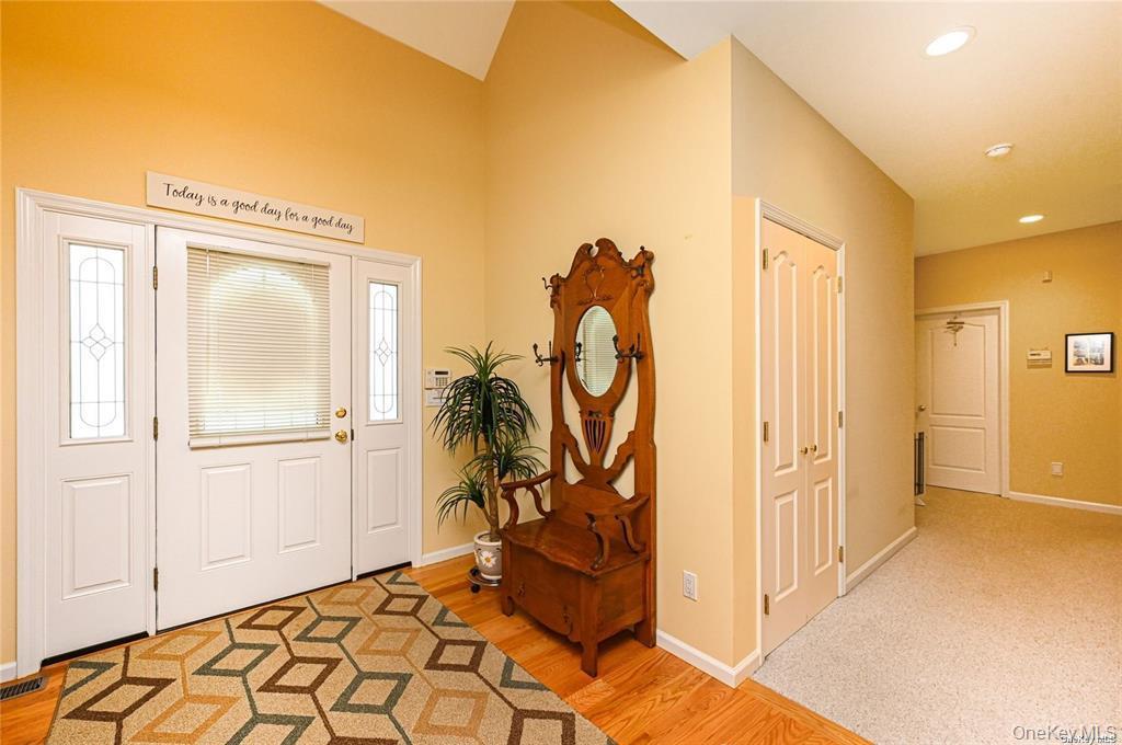 Single Family Pondview Road  Suffolk County, NY 11901, MLS-1054756-7