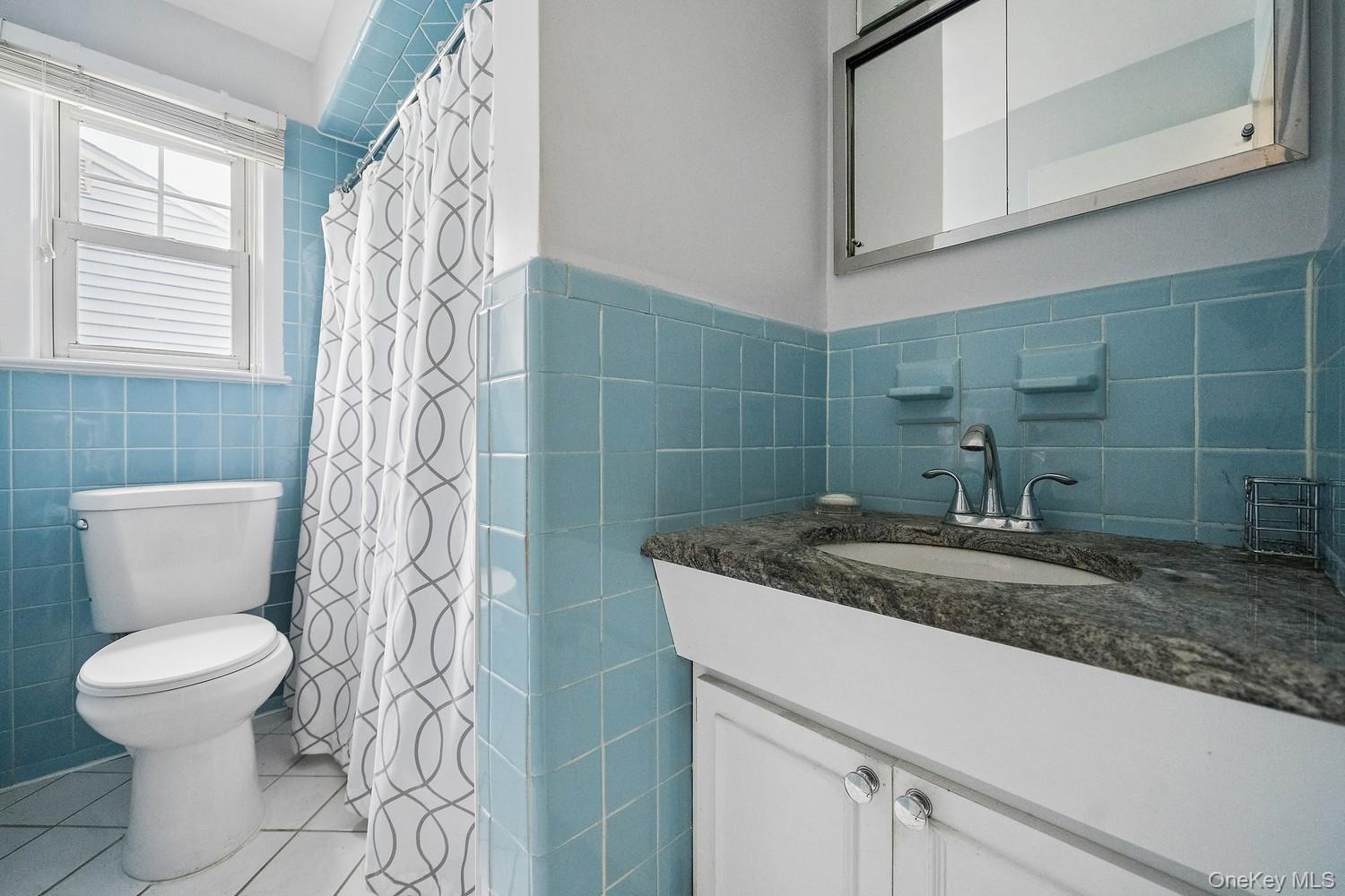 Single Family Margaretta Court  Staten Island, NY 10314, MLS-1054835-33
