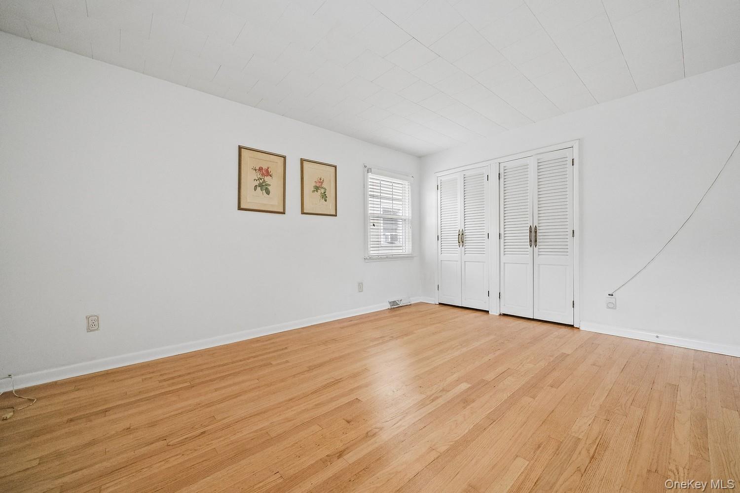 Single Family Margaretta Court  Staten Island, NY 10314, MLS-1054835-34