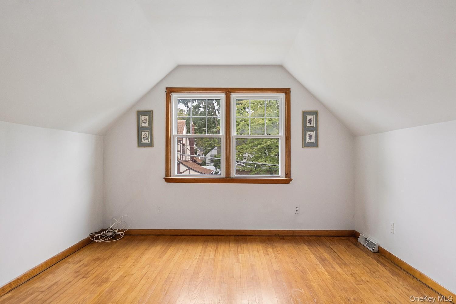 Single Family Margaretta Court  Staten Island, NY 10314, MLS-1054835-36