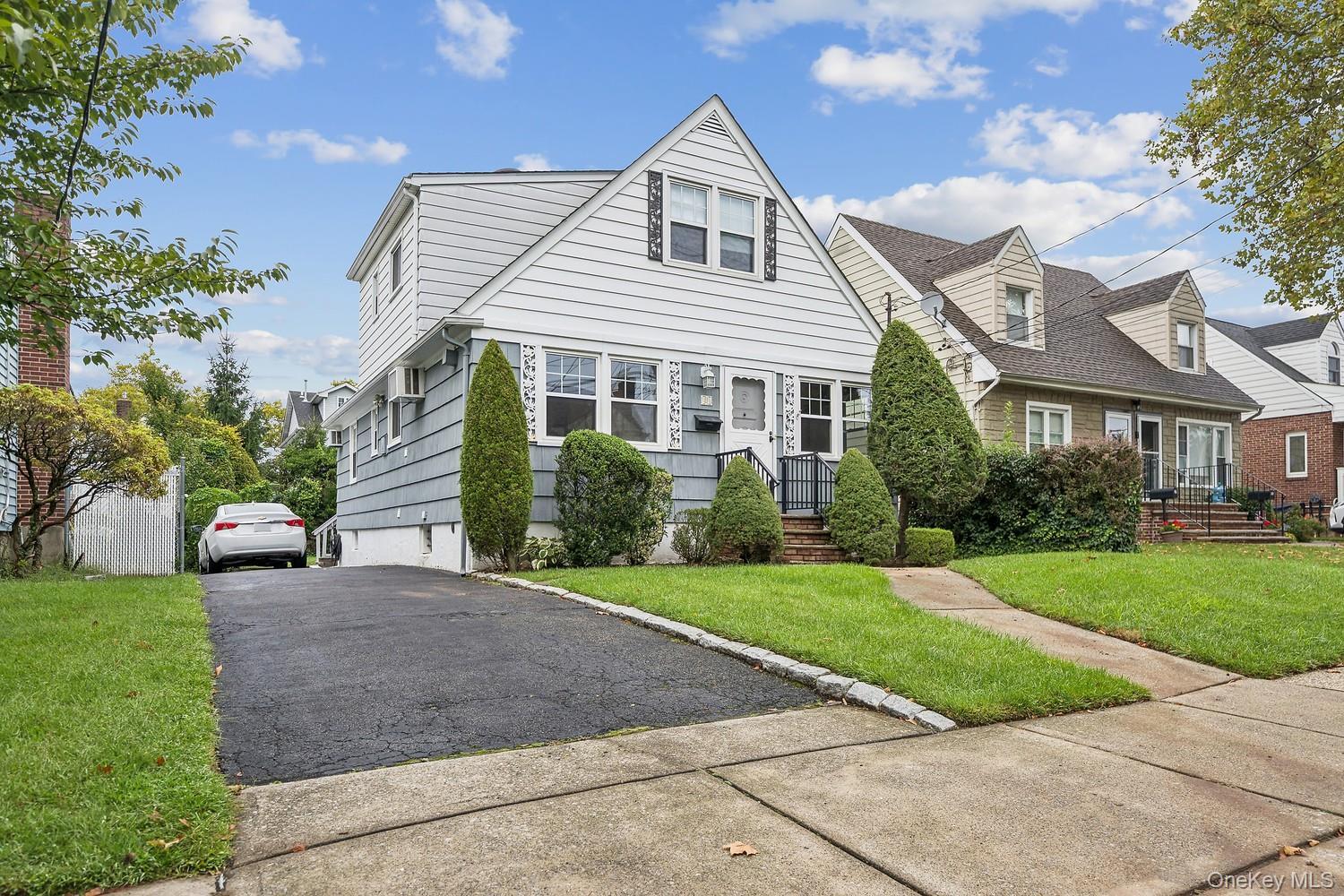 Single Family Margaretta Court  Staten Island, NY 10314, MLS-1054835-7