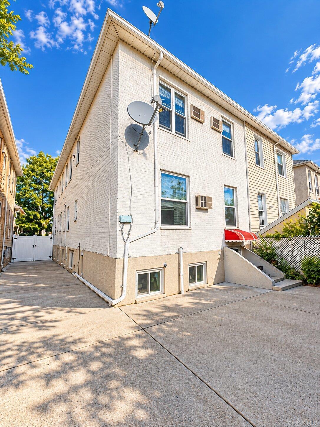 Single Family 60th Street  Brooklyn, NY 11204, MLS-1054861-42