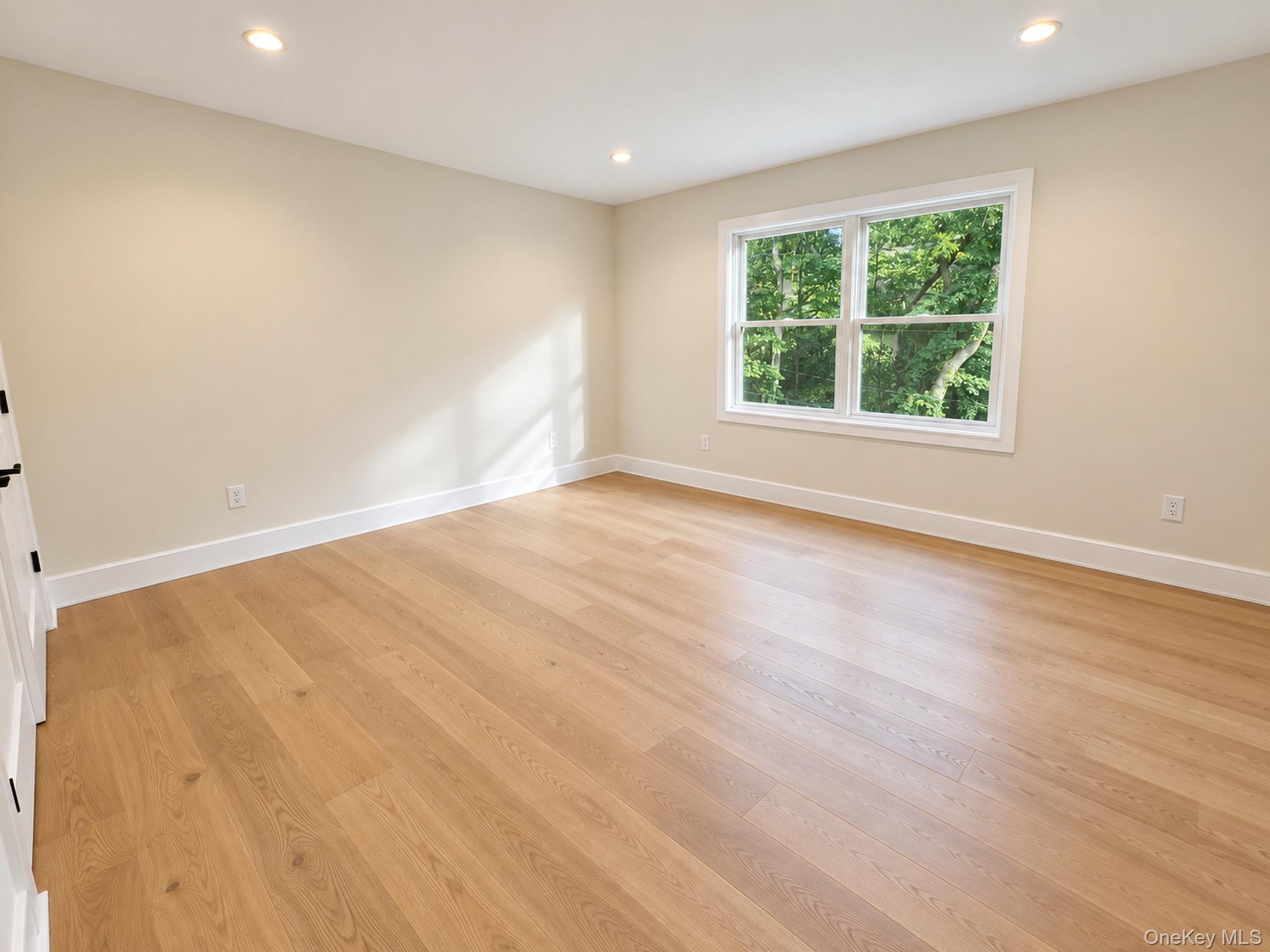 Single Family Overton Pass Suffolk County, NY 11780, MLS-1054875-18