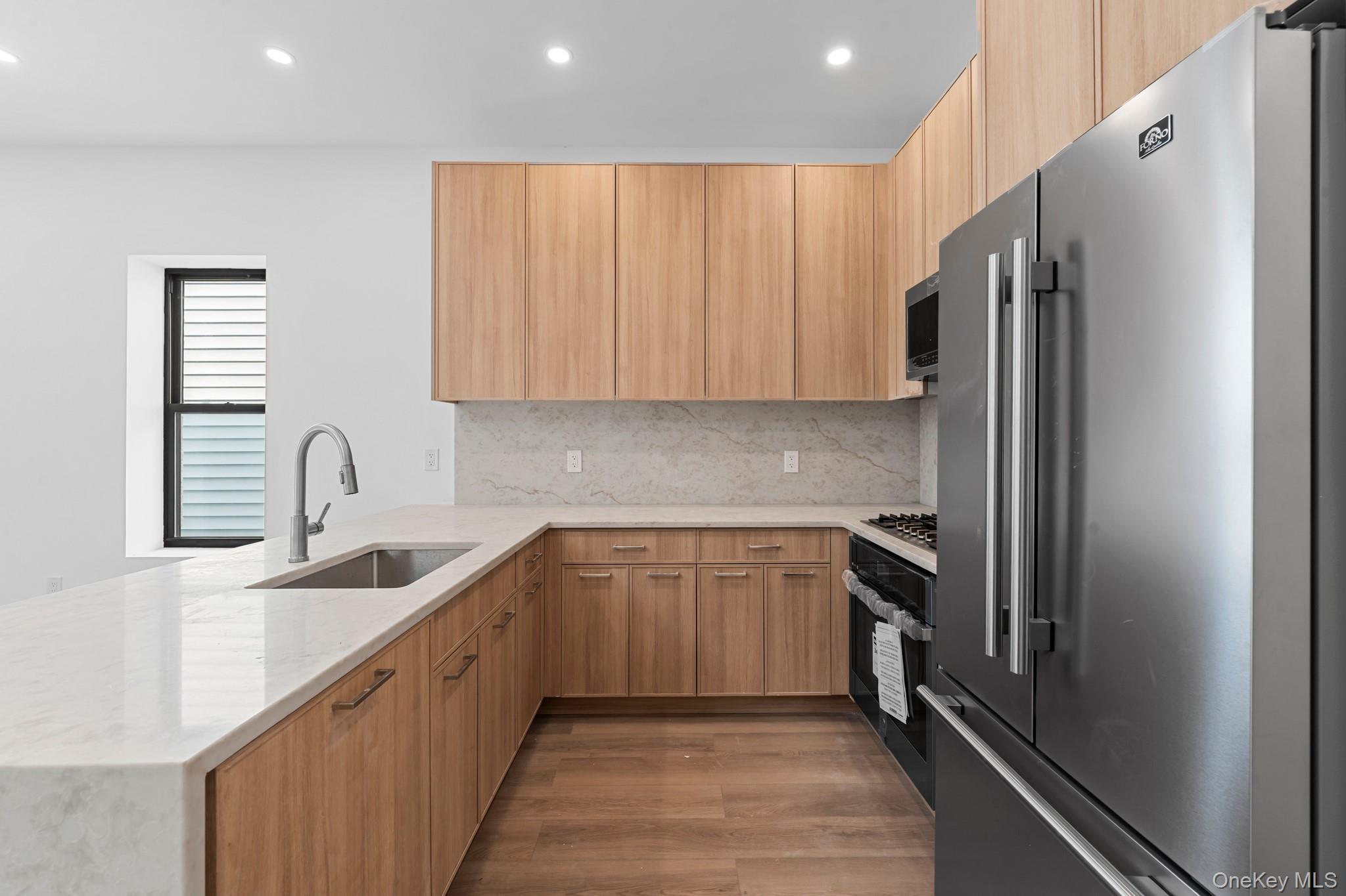 Single Family Euclid Avenue Brooklyn, NY 11208, MLS-1054884-3