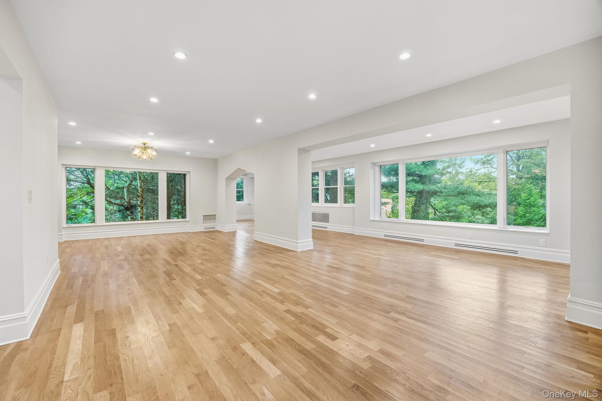 Single Family Grand Central Parkway Queens, NY 11432, MLS-1054897-22
