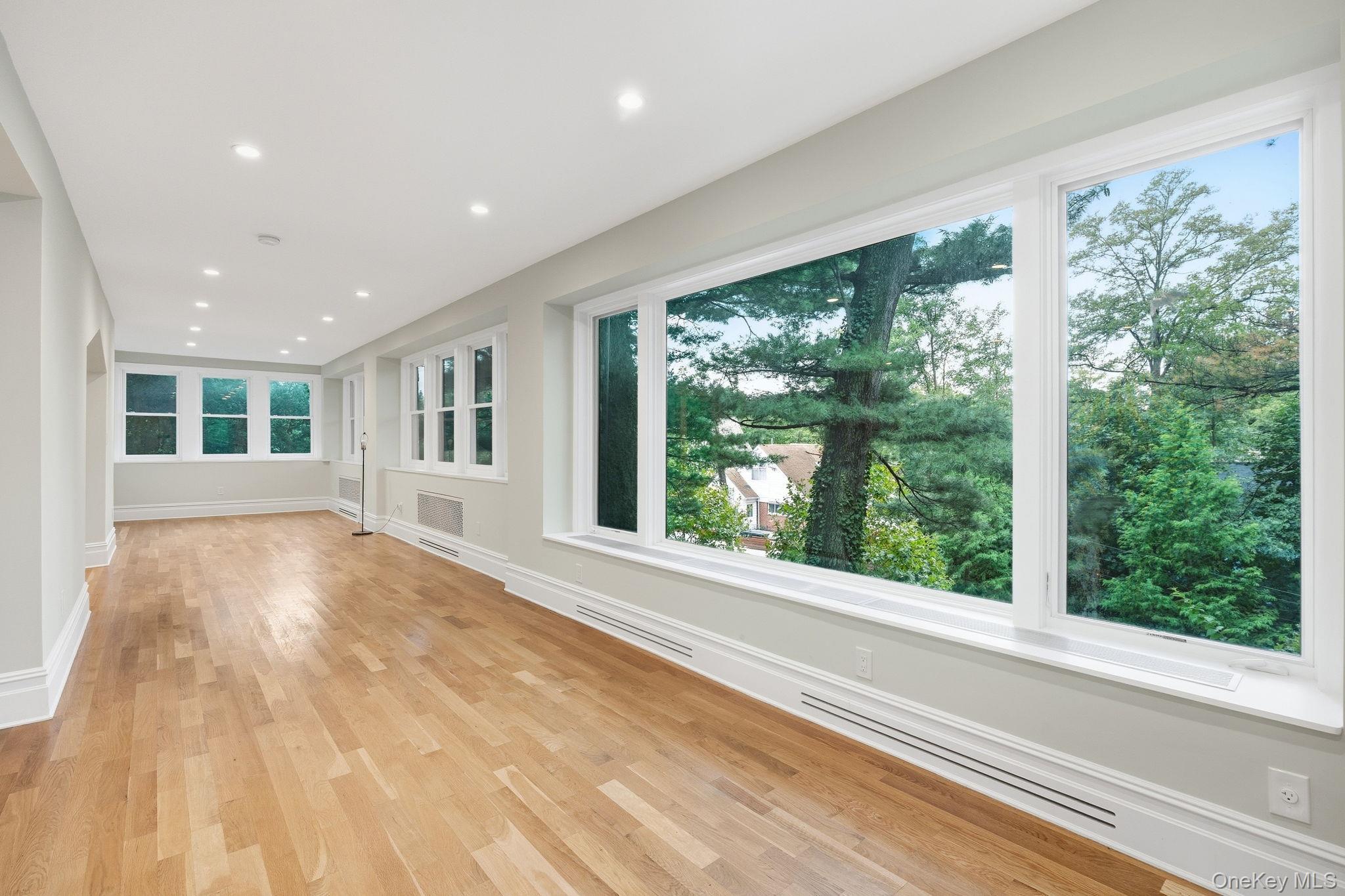 Single Family Grand Central Parkway Queens, NY 11432, MLS-1054897-25