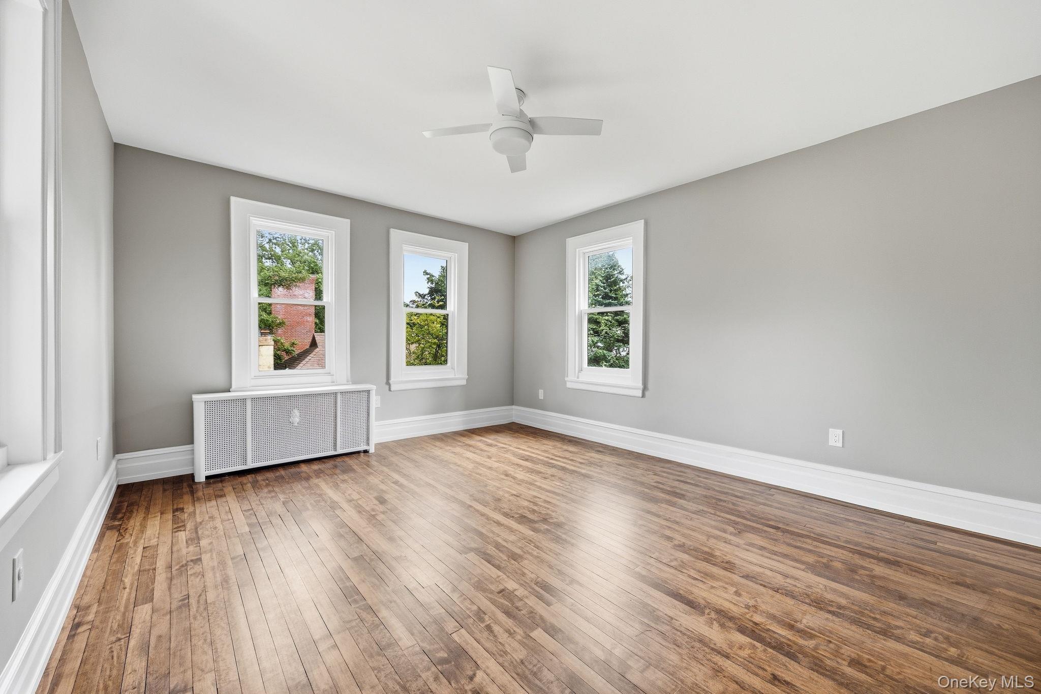 Single Family Grand Central Parkway Queens, NY 11432, MLS-1054897-29