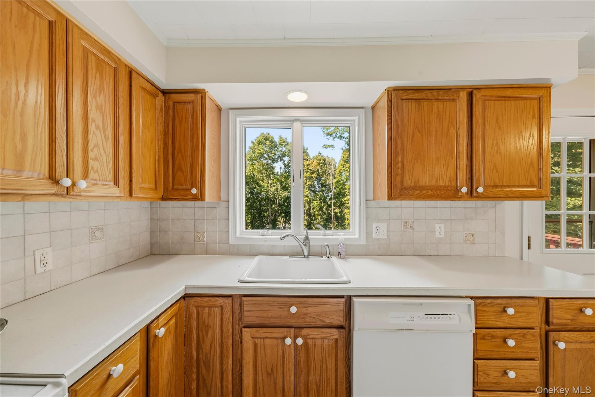 Single Family Sunrise Heights  Orange County, NY 10924, MLS-1054906-14