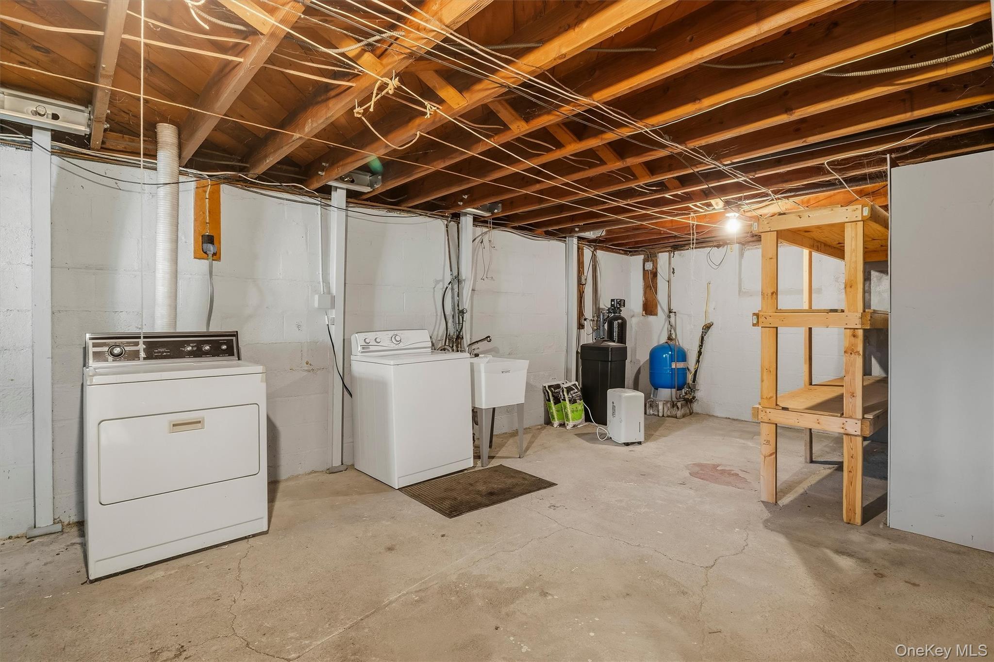 Single Family Sunrise Heights  Orange County, NY 10924, MLS-1054906-29