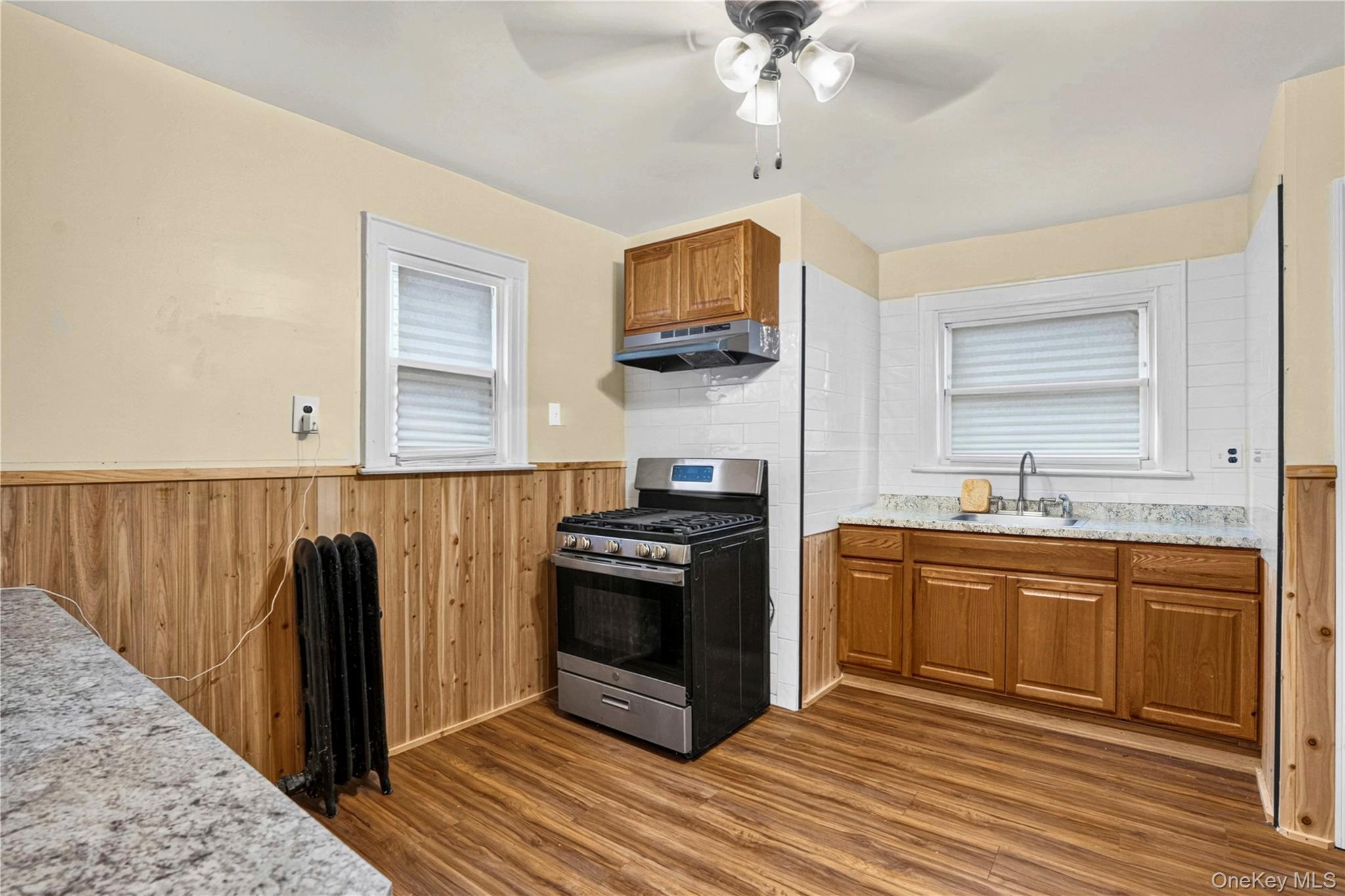 Single Family Glassboro Avenue  Queens, NY 11435, MLS-1054920-6