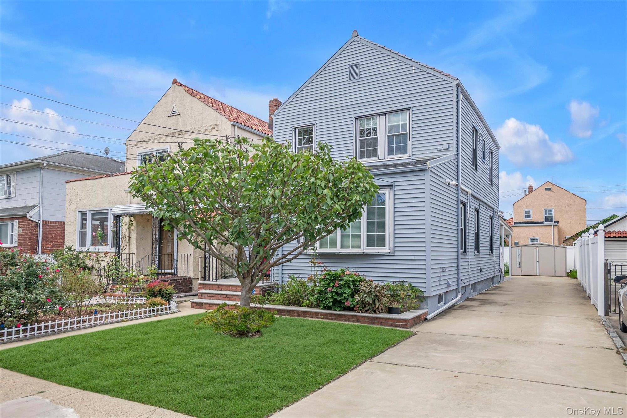 Single Family 1st Street Nassau County, NY 11040, MLS-1054943-24