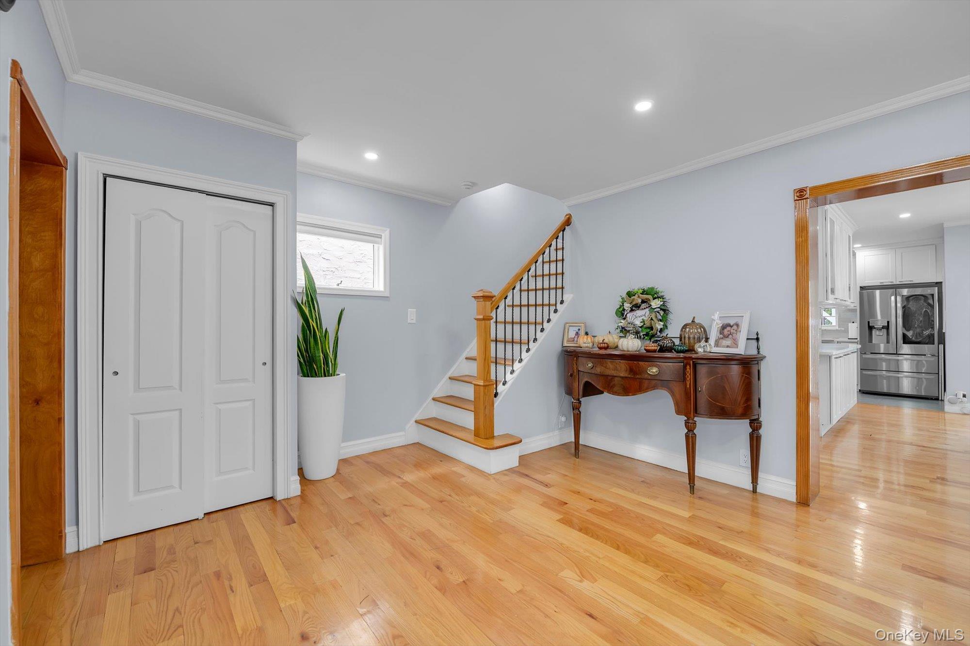 Single Family 1st Street Nassau County, NY 11040, MLS-1054943-8