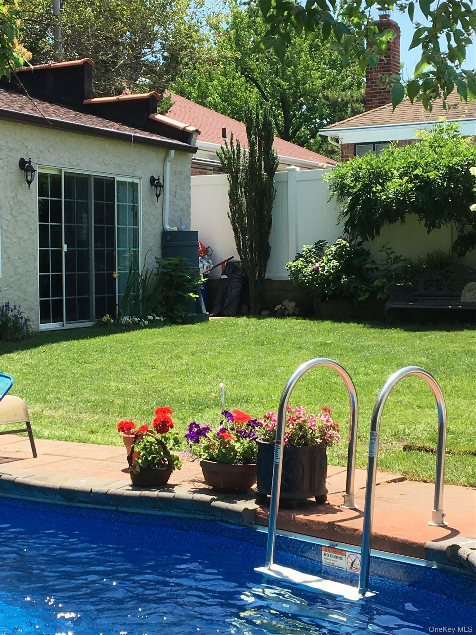 Single Family 164th Street Queens, NY 11357, MLS-1054957-26