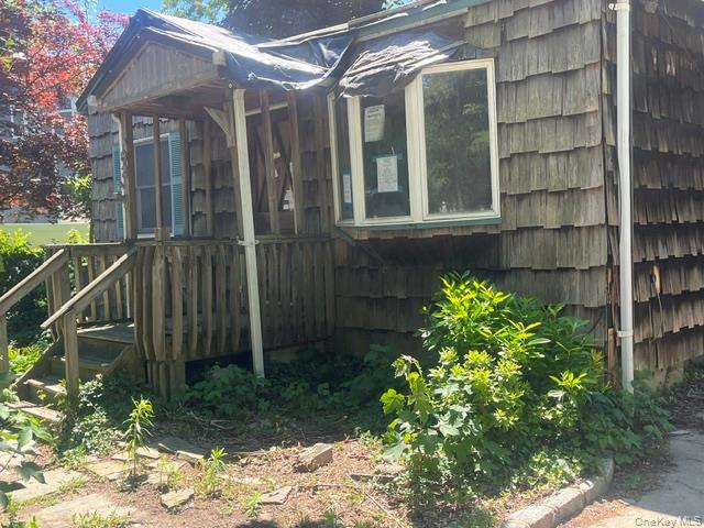 Single Family 4th Street  Suffolk County, NY 11779, MLS-1054966-2