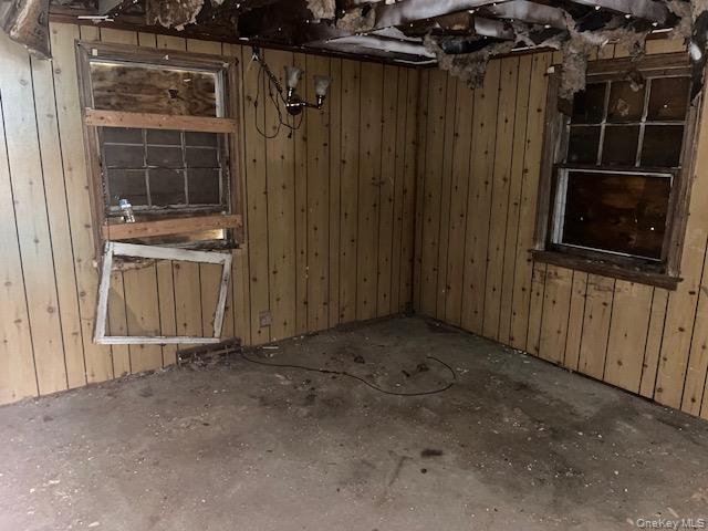 Single Family 4th Street  Suffolk County, NY 11779, MLS-1054966-8