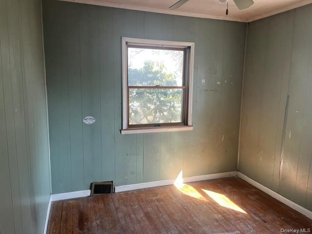 Single Family 4th Street  Suffolk County, NY 11779, MLS-1054966-9