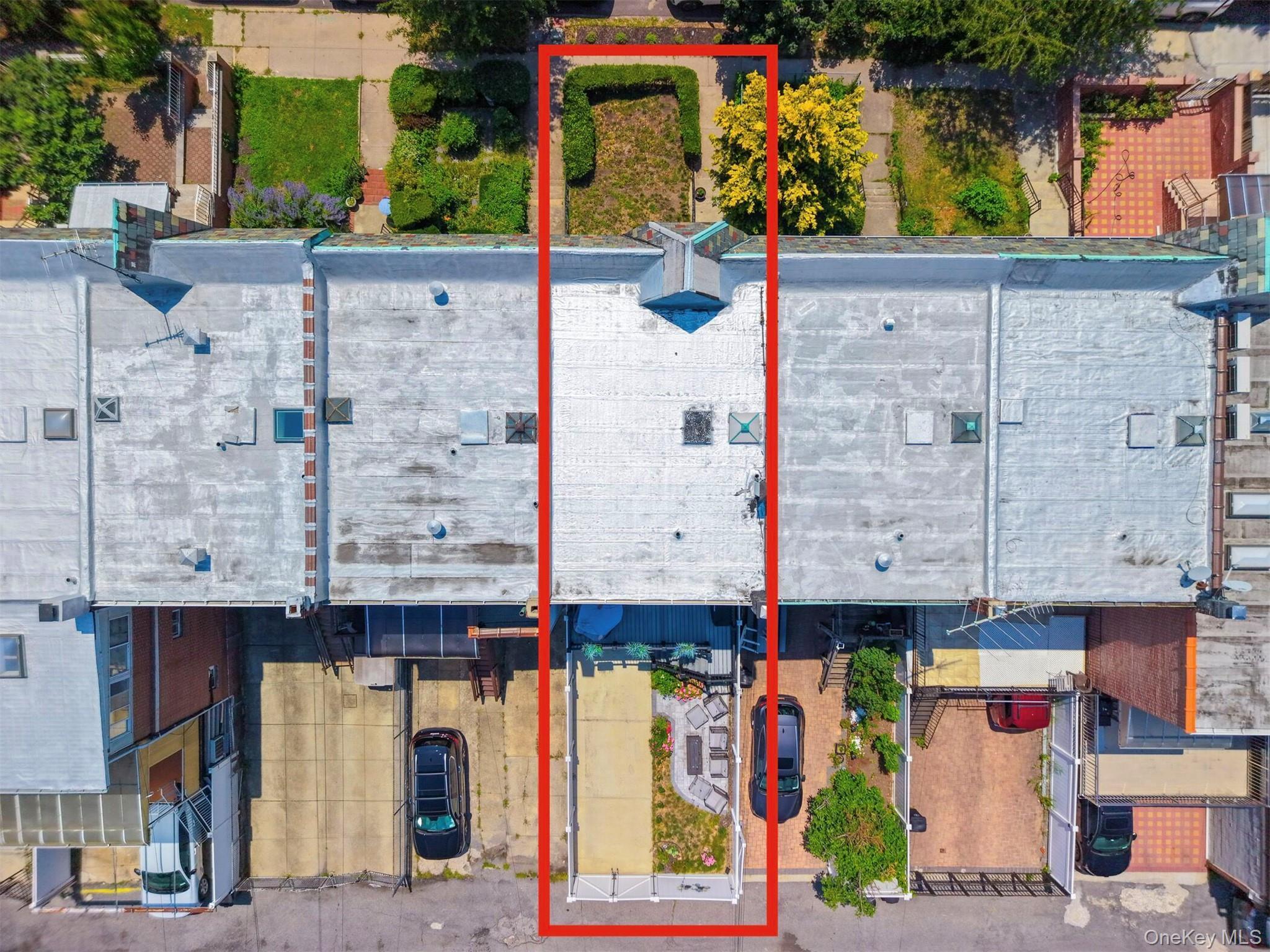 Single Family Booth Street  Queens, NY 11374, MLS-1054983-33