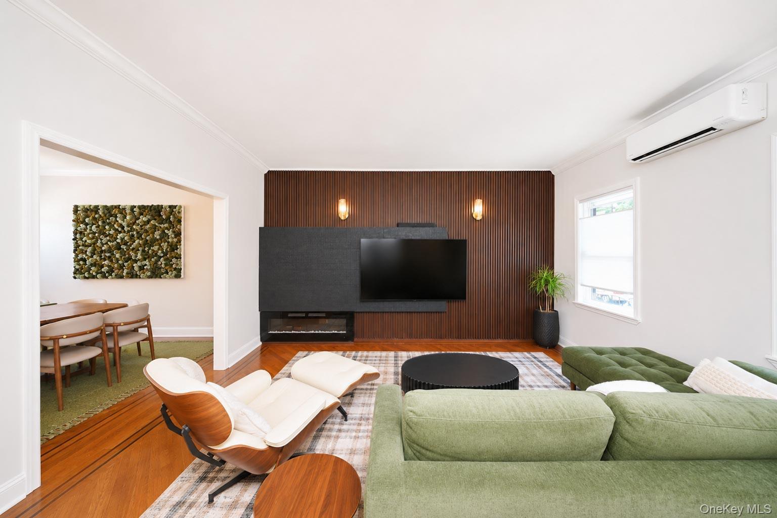 Single Family Booth Street  Queens, NY 11374, MLS-1054983-7