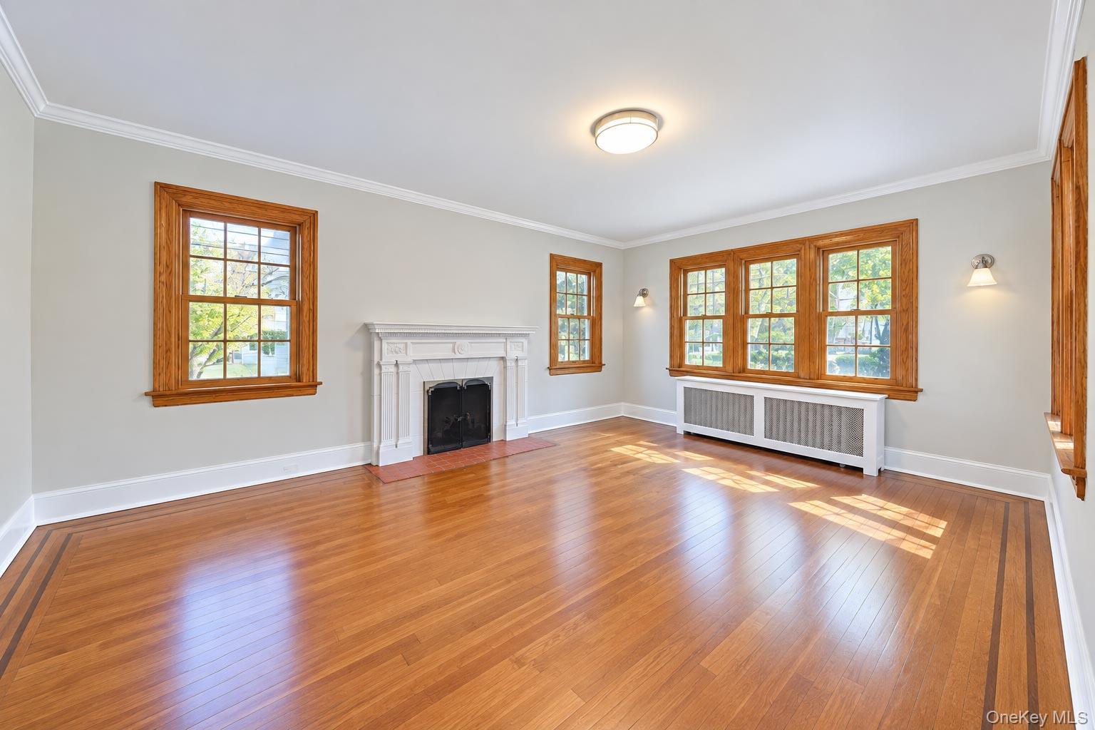 Single Family 168th Street Queens, NY 11358, MLS-1054985-10