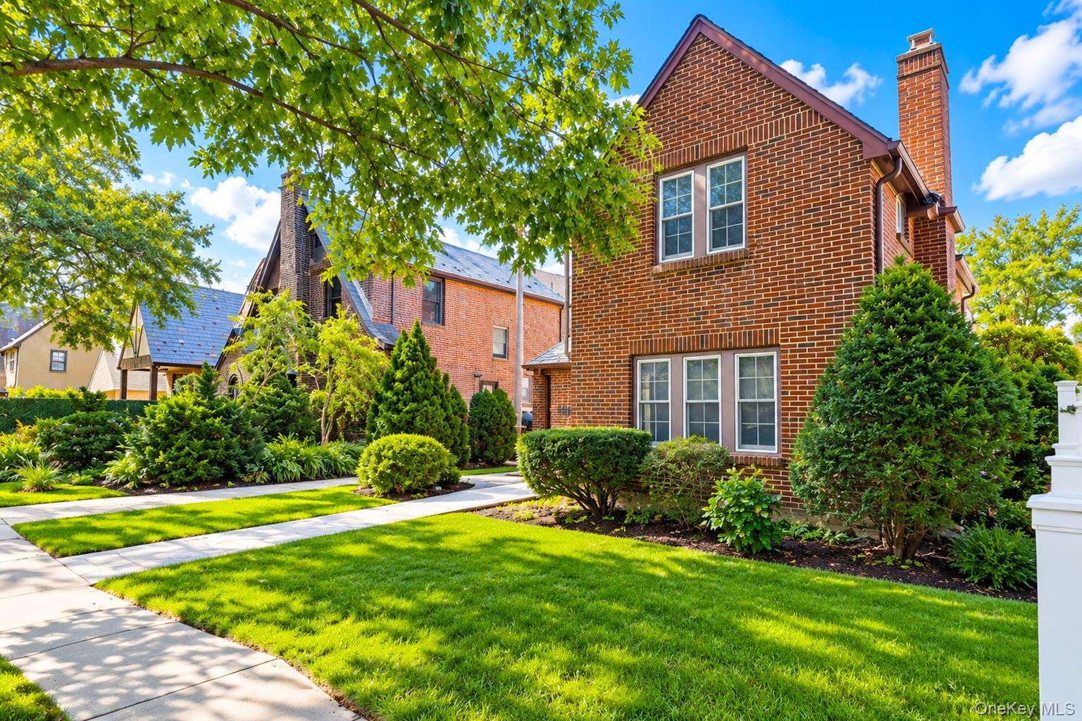 Single Family 168th Street Queens, NY 11358, MLS-1054985-2