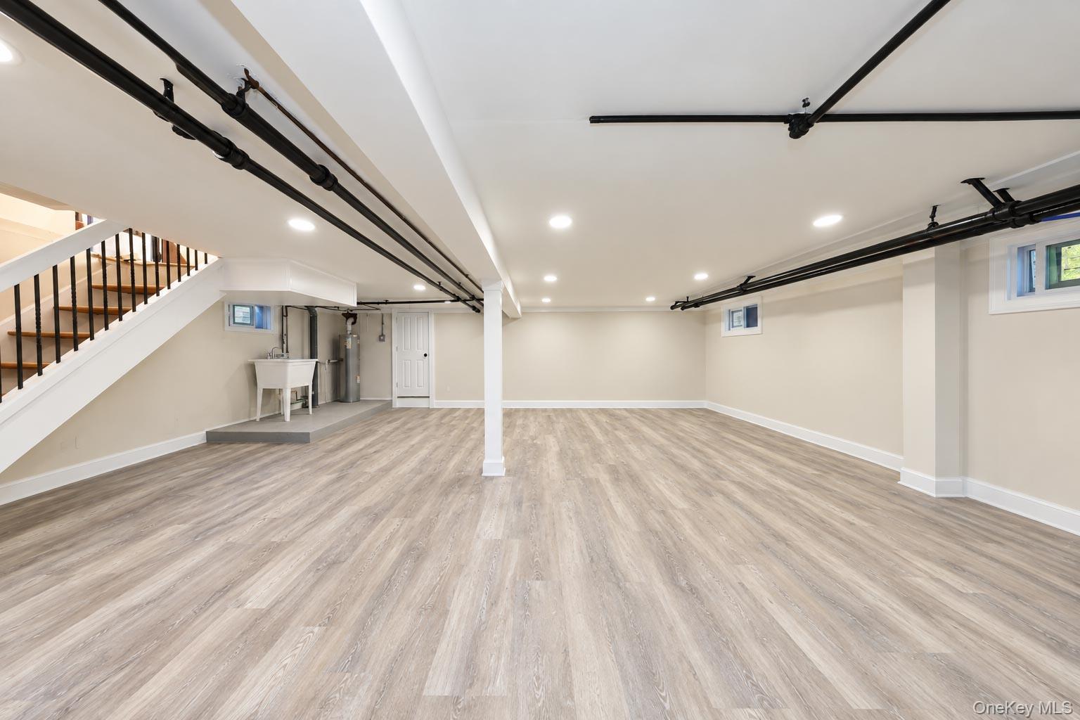Single Family 168th Street Queens, NY 11358, MLS-1054985-27