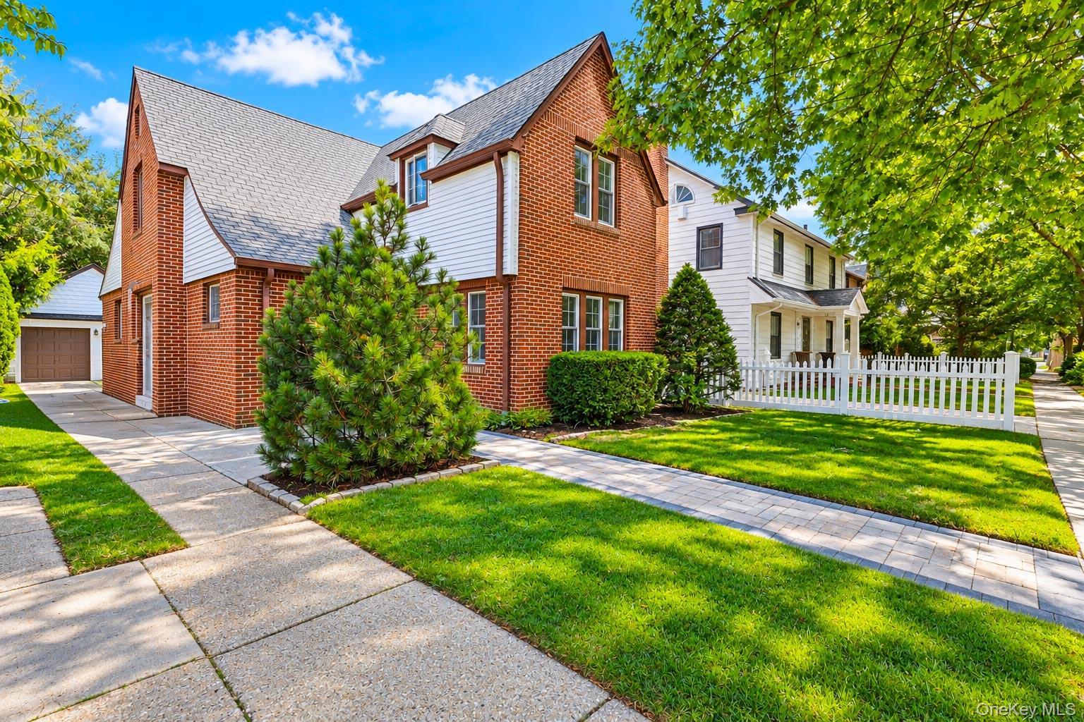 Single Family 168th Street Queens, NY 11358, MLS-1054985-3