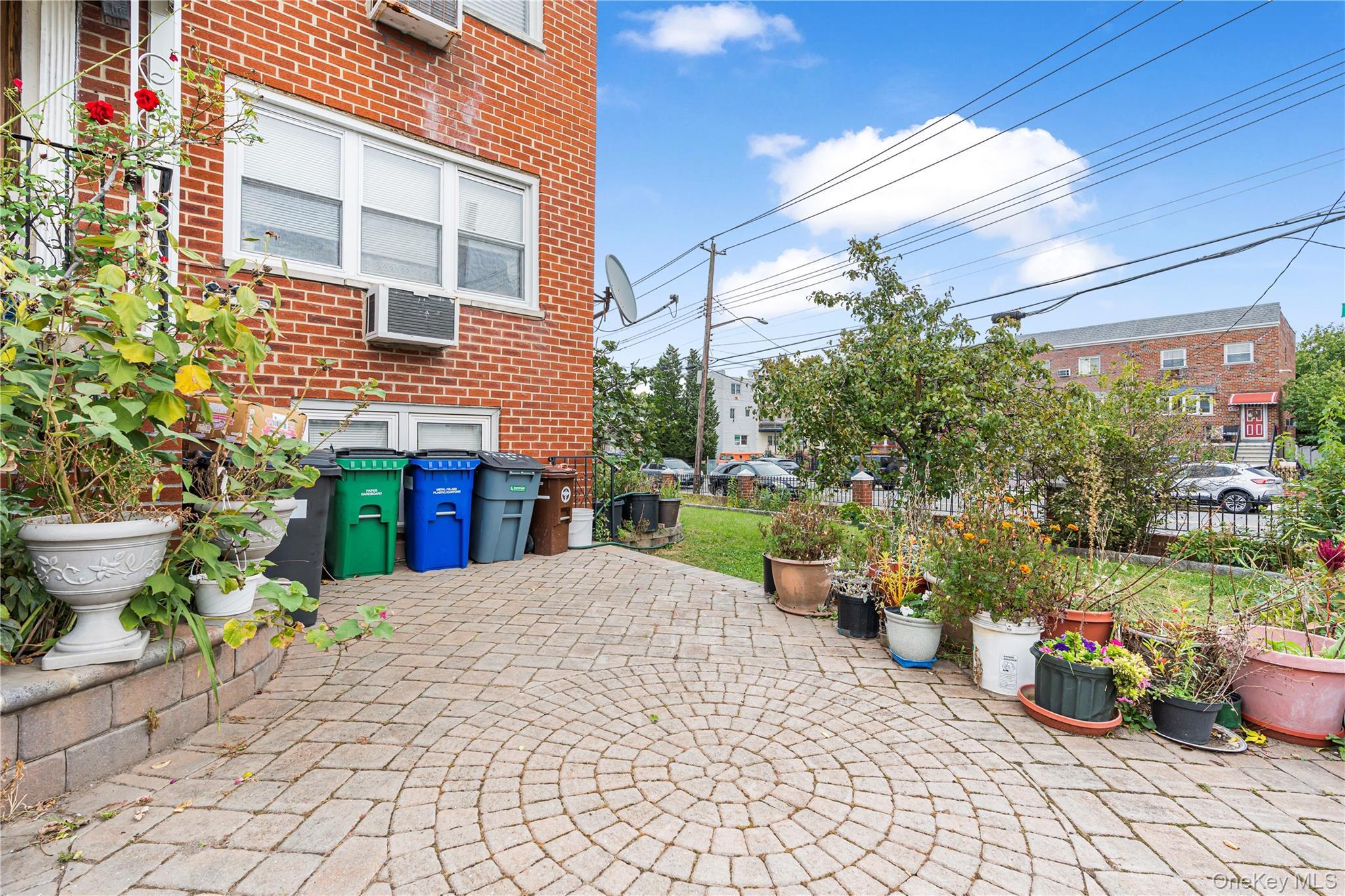 Single Family Kearney Avenue Bronx, NY 10465, MLS-1054987-4