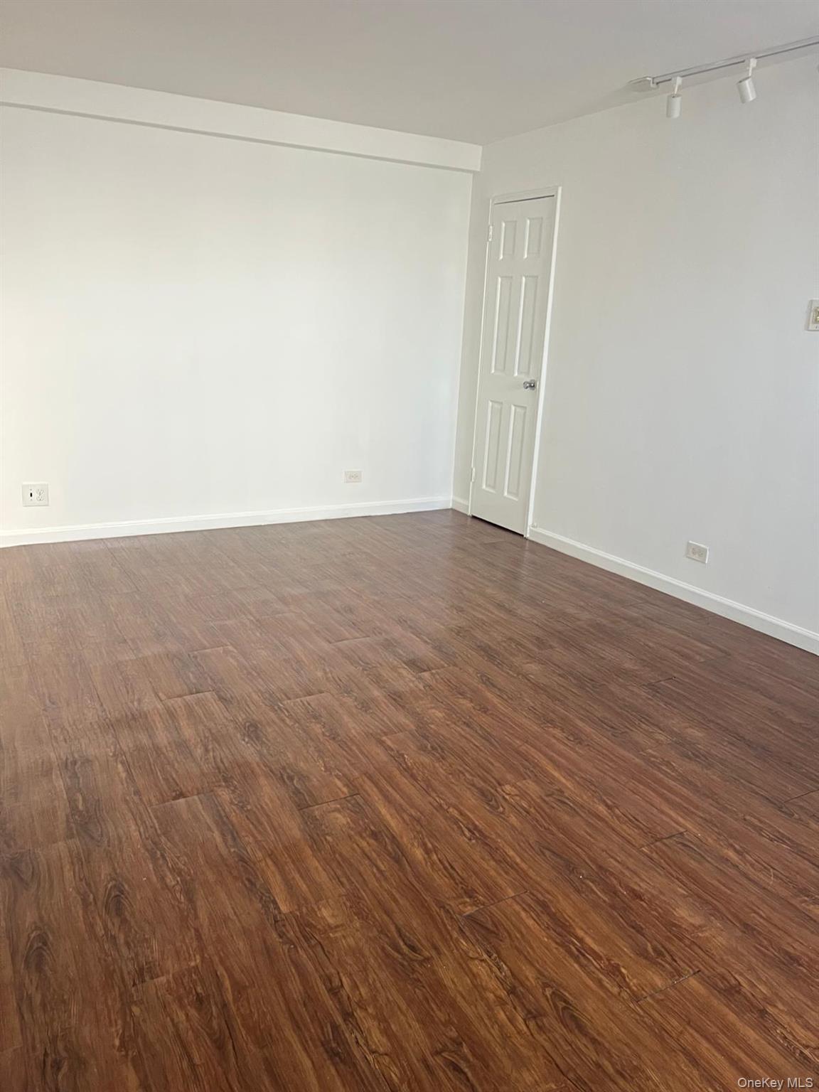 Apartment Bayard Street  Manhattan, NY 10013, MLS-1054989-2