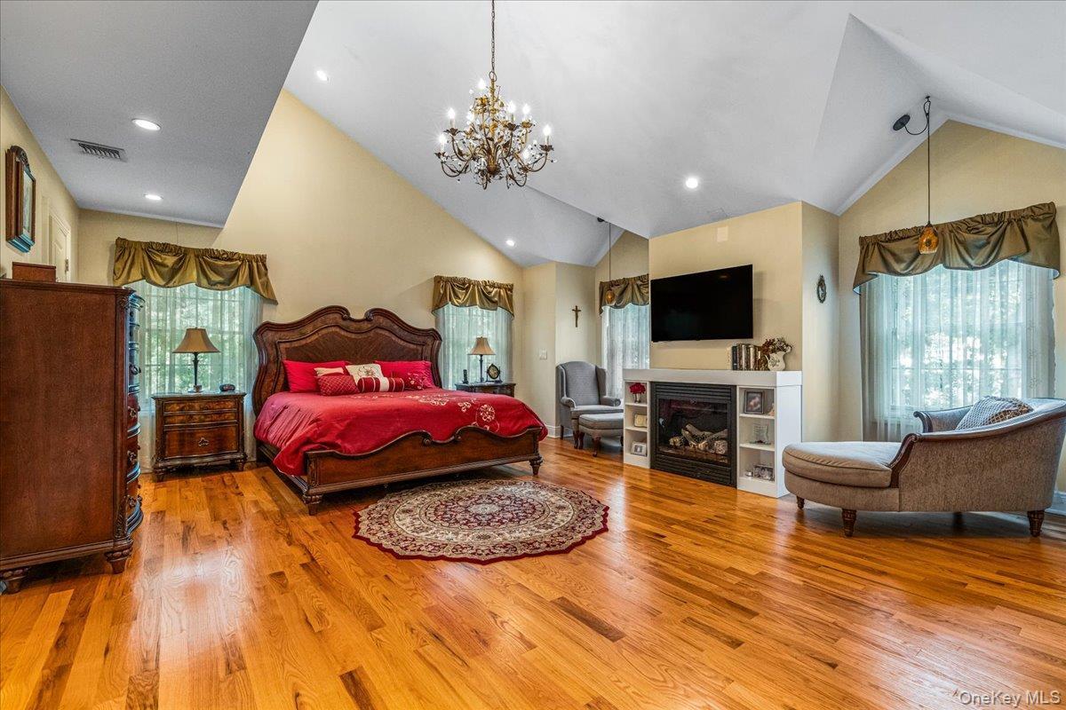 Single Family State Place Suffolk County, NY 11743, MLS-1055011-12
