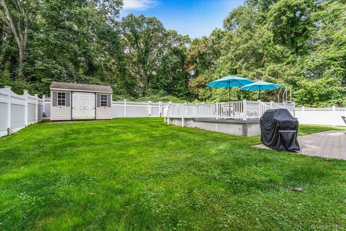 Single Family State Place Suffolk County, NY 11743, MLS-1055011-26