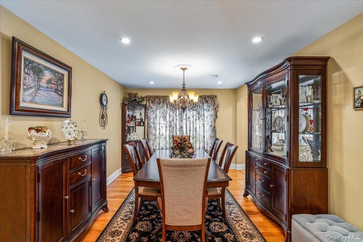 Single Family State Place Suffolk County, NY 11743, MLS-1055011-9