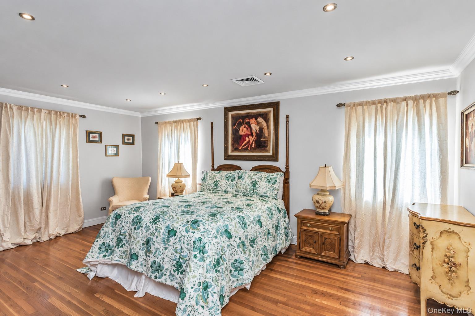 Single Family 148th Street Queens, NY 11357, MLS-1055012-23