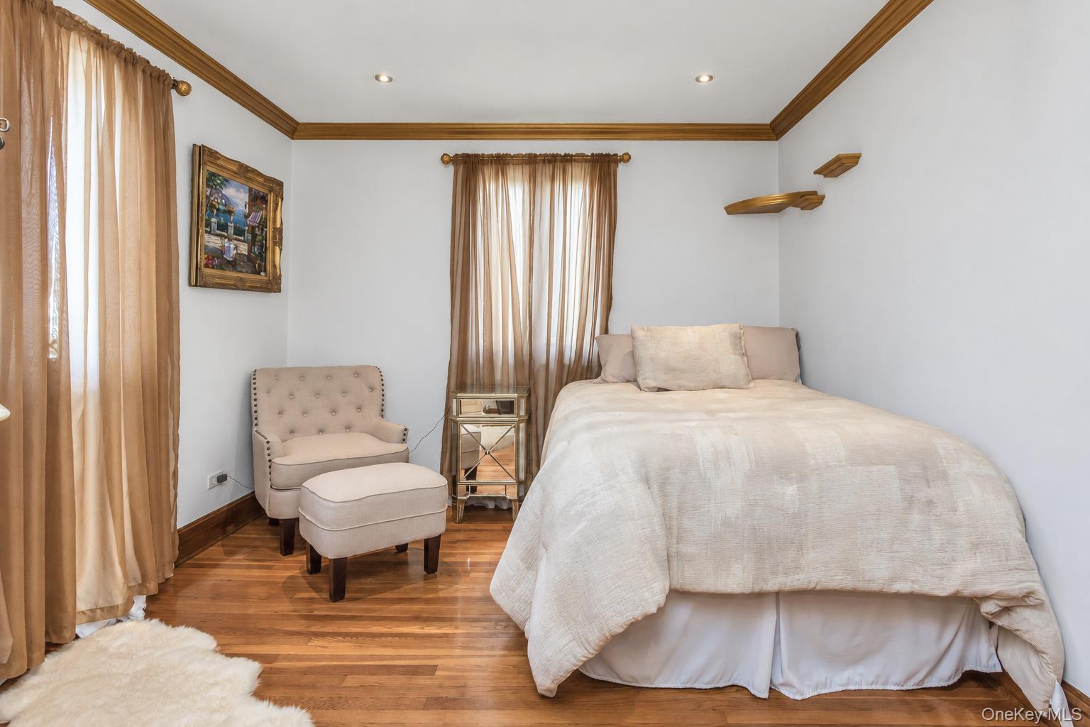 Single Family 148th Street Queens, NY 11357, MLS-1055012-25