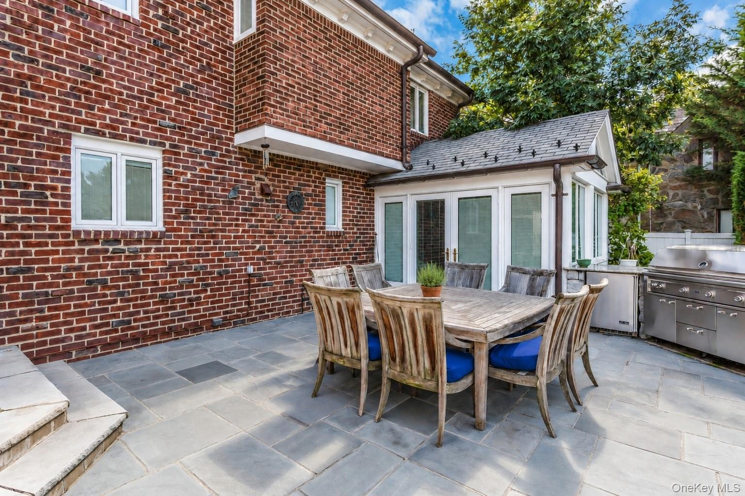 Single Family 148th Street Queens, NY 11357, MLS-1055012-30