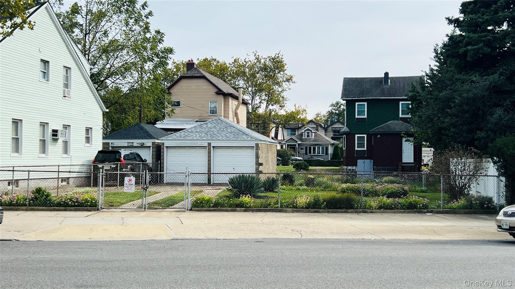 Single Family 58th Road  Queens, NY 11378, MLS-1055017-26