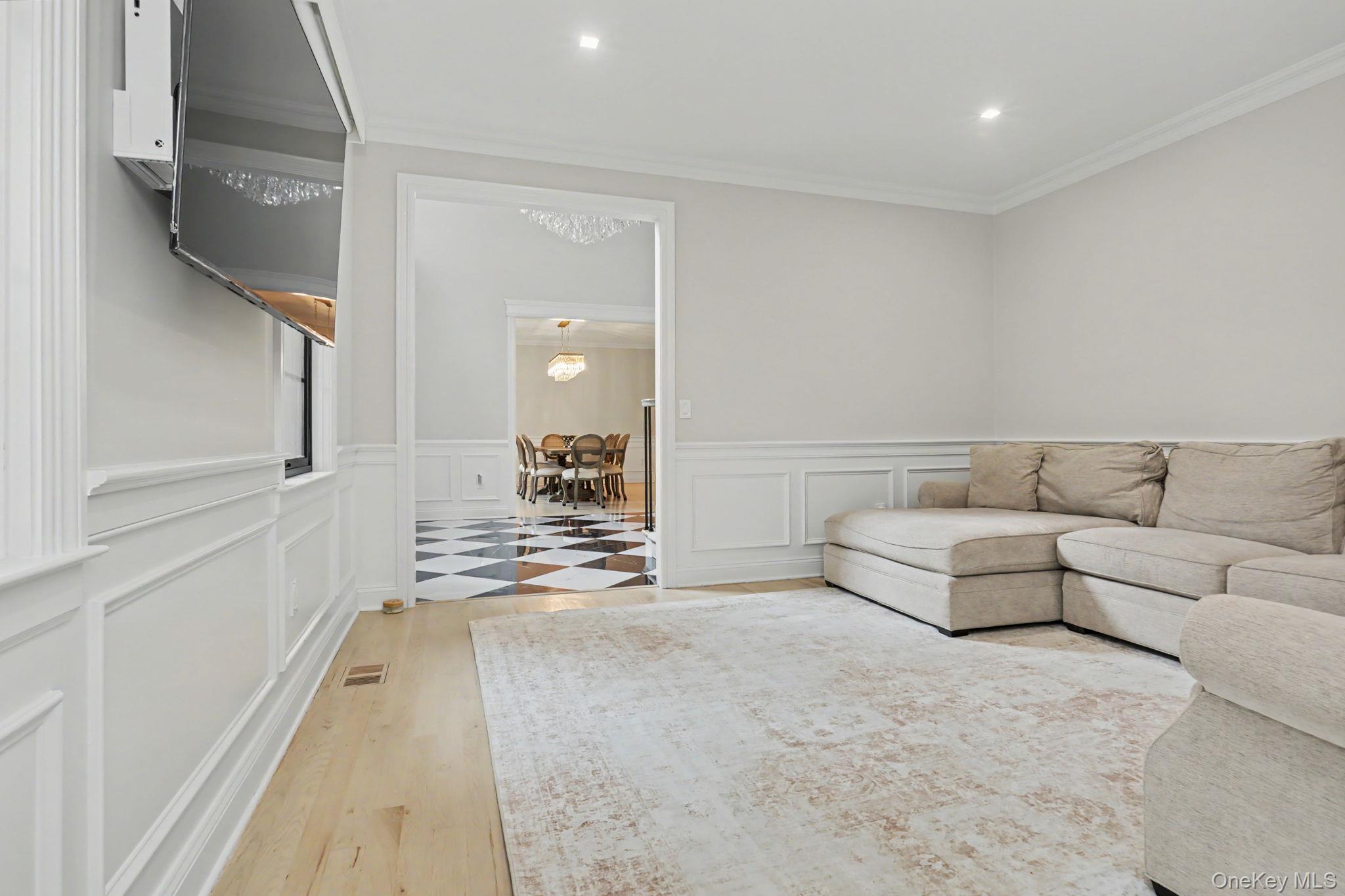Single Family Lyncroft Road Westchester County, NY 10804, MLS-1055032-18