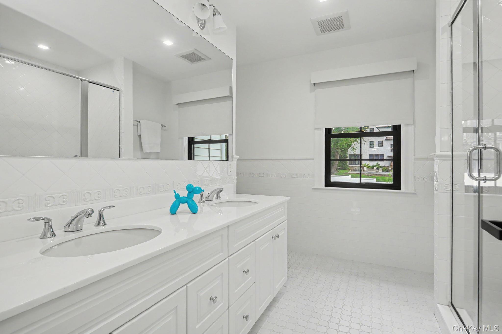 Single Family Lyncroft Road Westchester County, NY 10804, MLS-1055032-26
