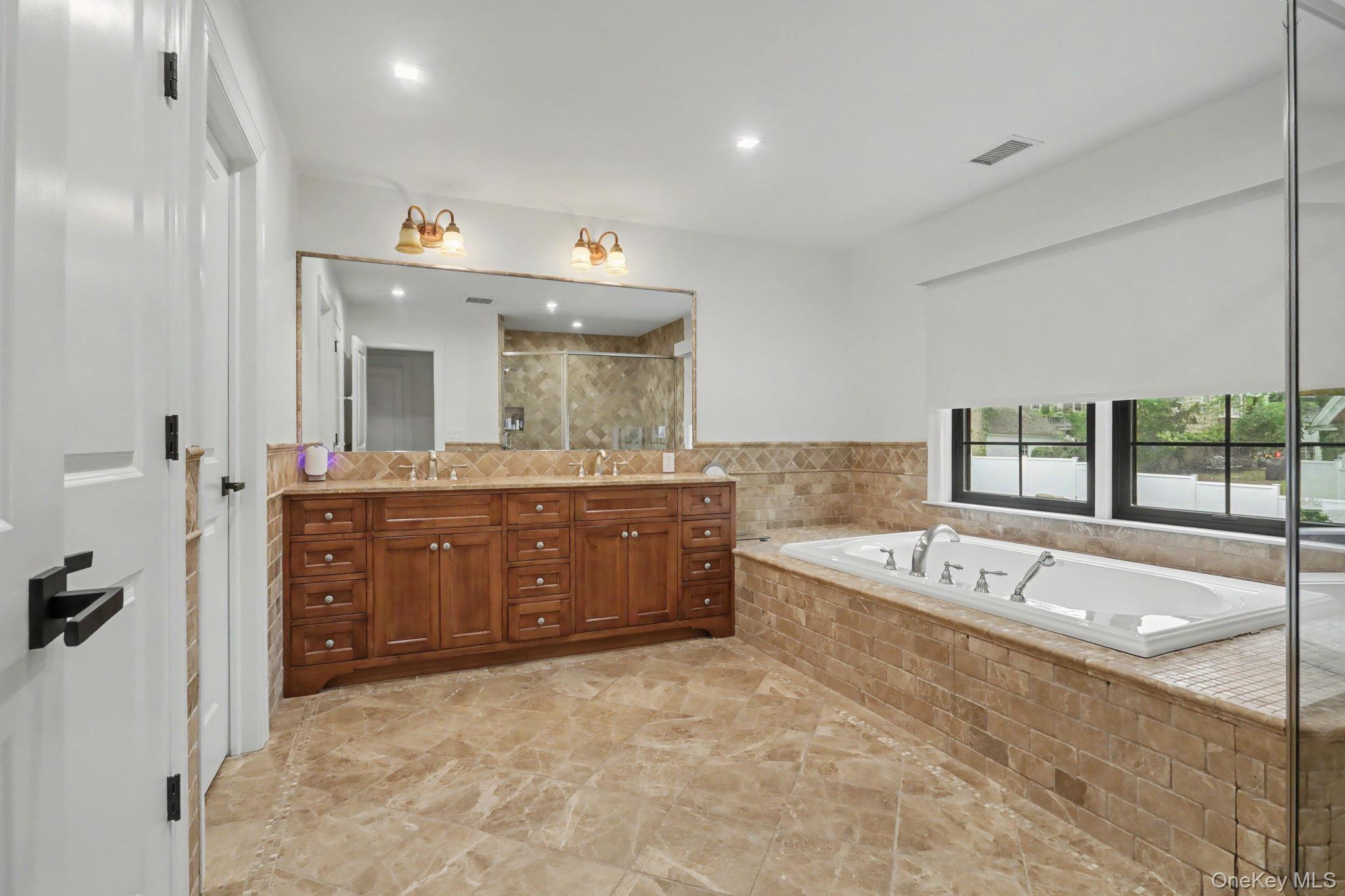 Single Family Lyncroft Road Westchester County, NY 10804, MLS-1055032-35