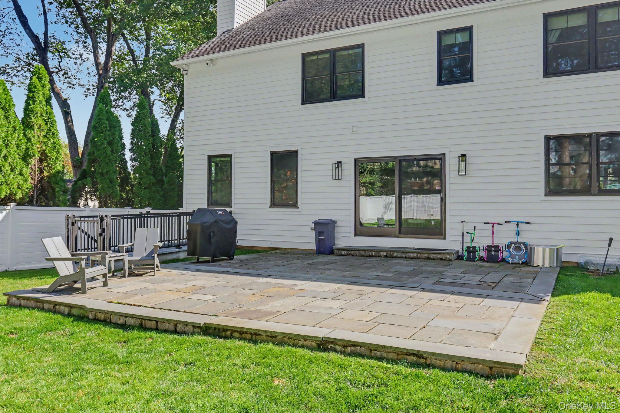 Single Family Lyncroft Road Westchester County, NY 10804, MLS-1055032-41