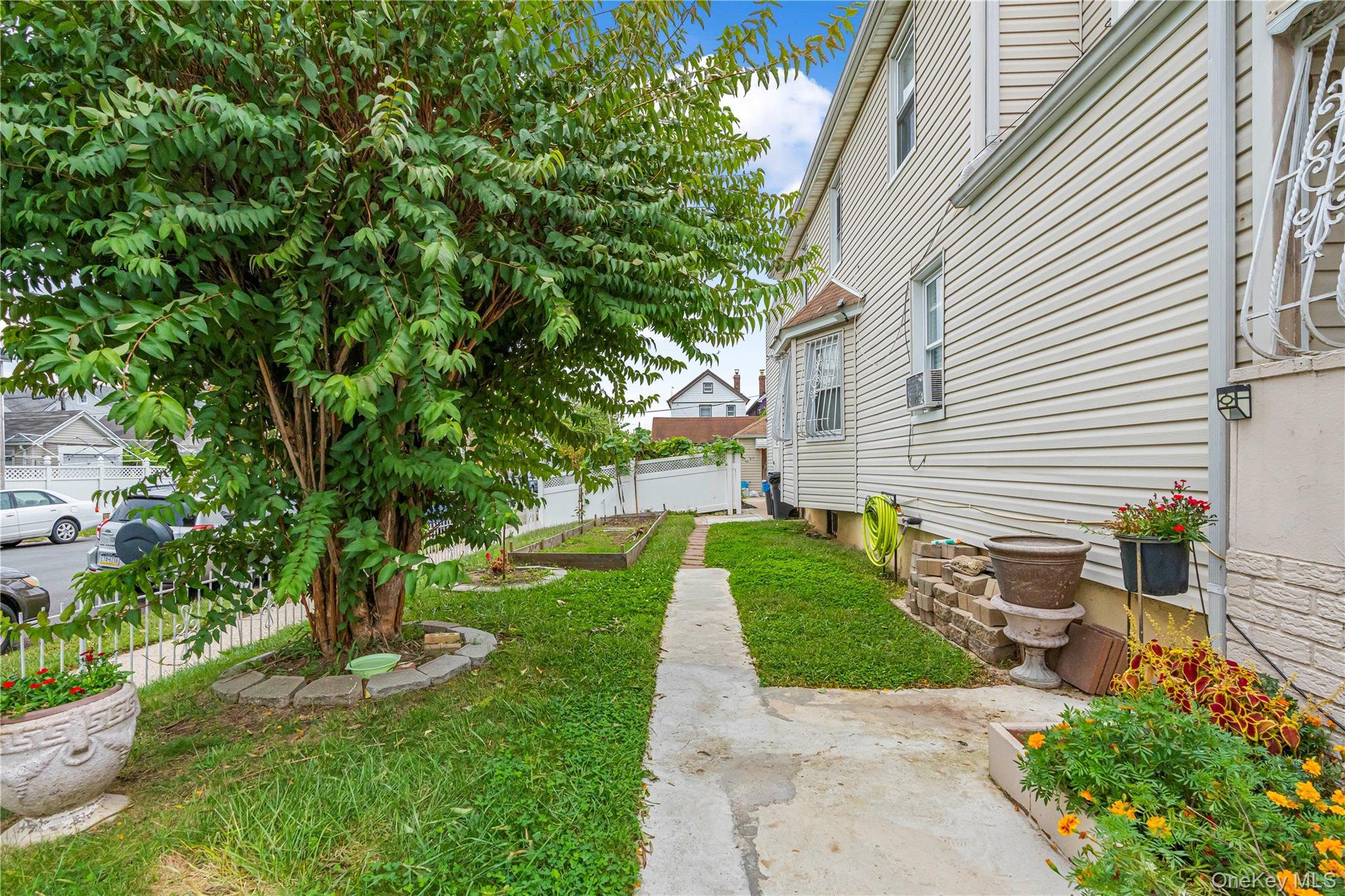 Single Family 207th Street  Queens, NY 11428, MLS-1055040-20