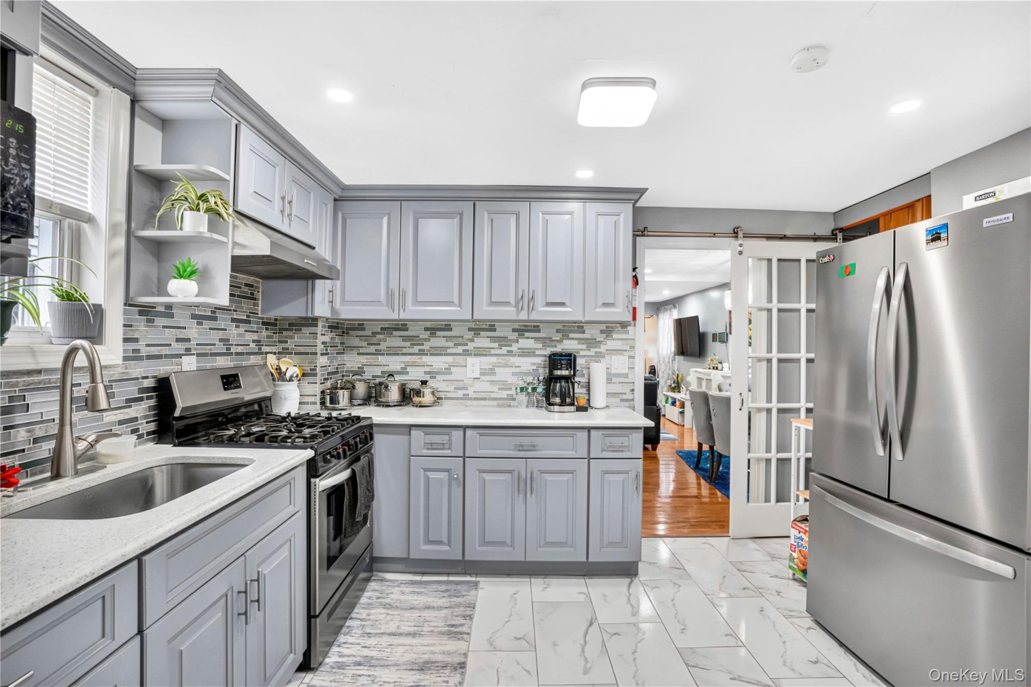 Single Family 207th Street  Queens, NY 11428, MLS-1055040-7