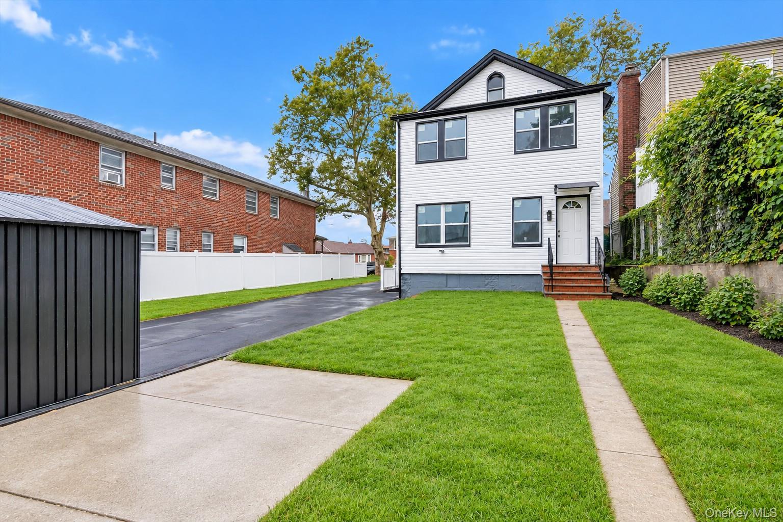 Single Family 126th Street  Queens, NY 11354, MLS-1055051-24